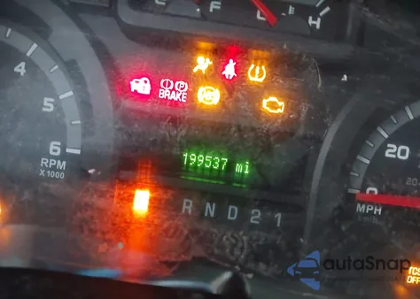 2013 Ford E-350 Super Duty Xlt z USA, uszkodzony, nr VIN 1FBNE3BLXDDA73475